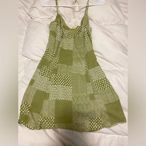 This is a pacsun casual / beach dress never worn it